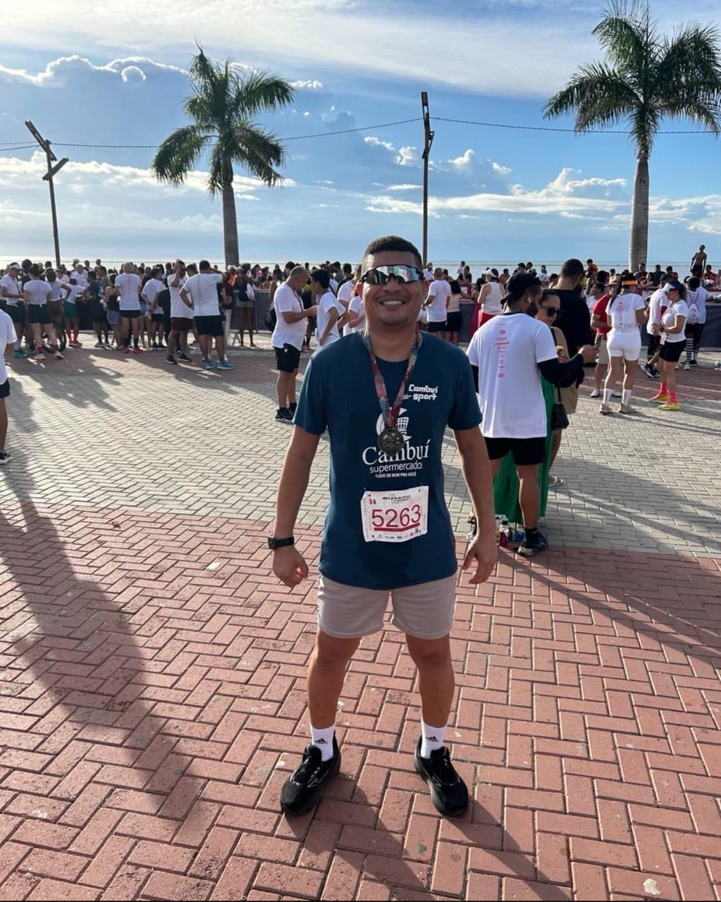 Cambuí Supermercados inova no patrocínio para os 10 anos da Meia de Porto Seguro. Cambuí Supermercados inova no patrocínio para os 10 anos da Meia de Porto Seguro.