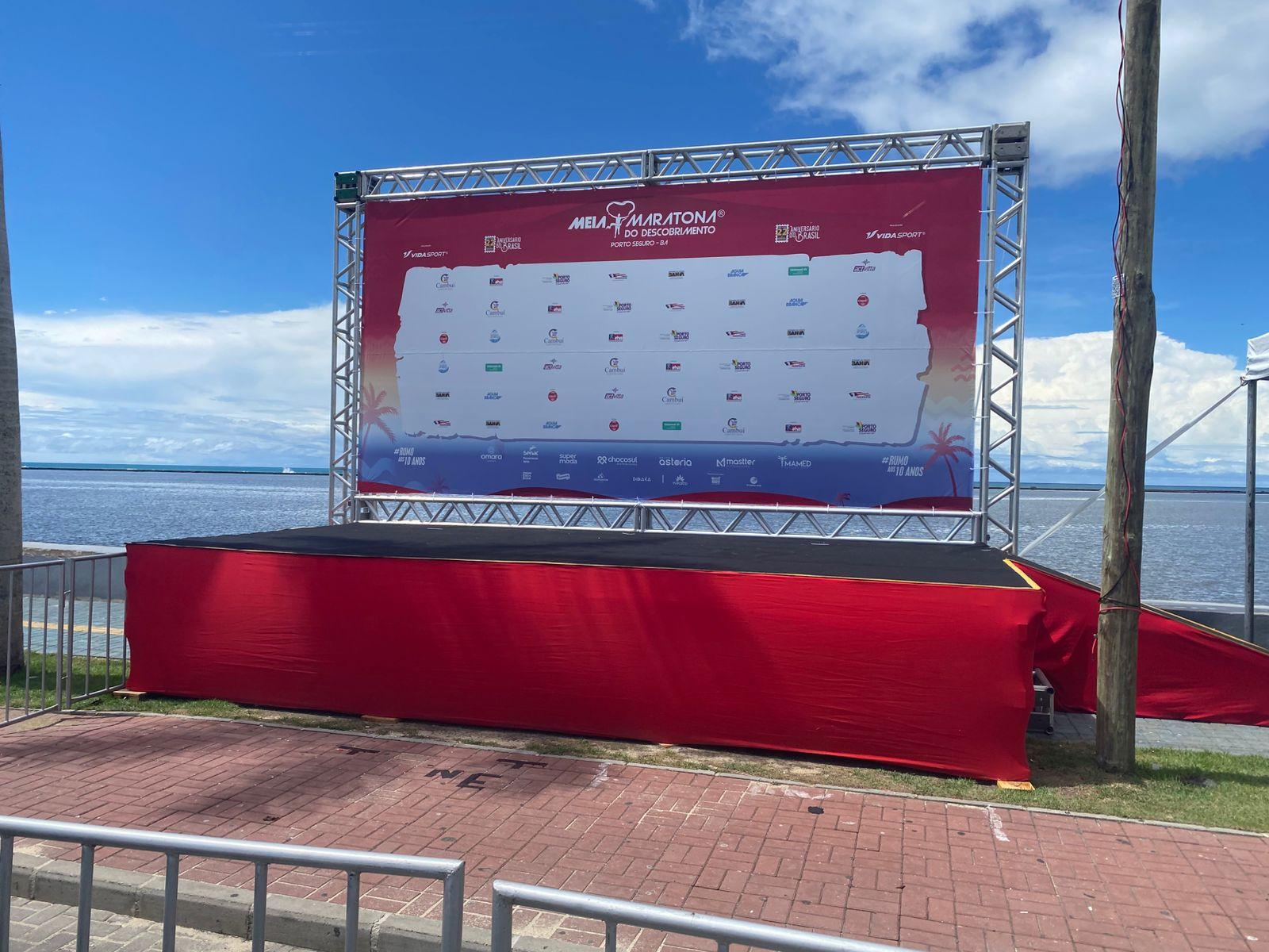 Estrutura grandiosa é um dos destaques da Meia Maratona de Porto Seguro 2026